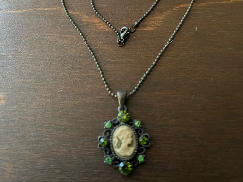 Beautiful cameo necklace - cameo,