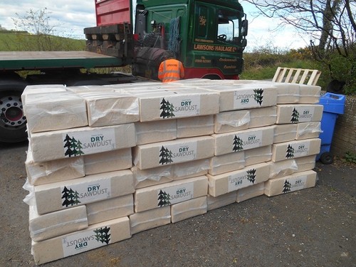 22kg dry sawdust bale not - sawdust,
