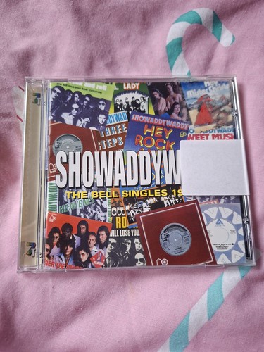 Showaddywaddy the bell - showaddywaddy,
