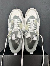 Nike women  Air Max Low Top