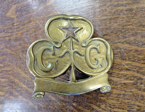 Antique brass girl - girl, flag