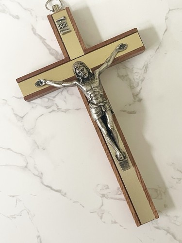 Wall hanging crucifix - hanging,