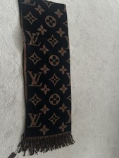 Louis Vuitton Women's Scarf