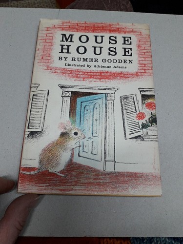 Mouse house rumer - mouse, godden