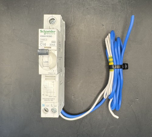 Schneider acti9 c16 amp 30ma - schneider,