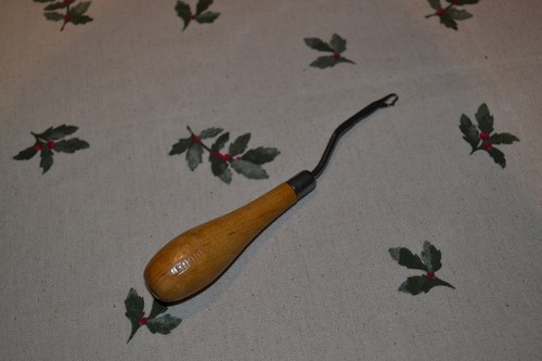 Vintage rug making tool - making,