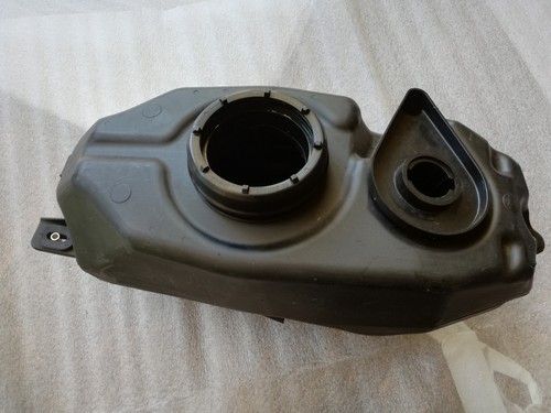 Yamaha yzf 125 re06 - r, fuel