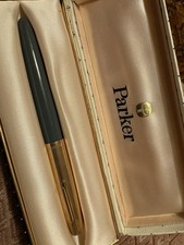 Parker 51 Vintage Pen In Original Box Khaki Green with Gold Trim