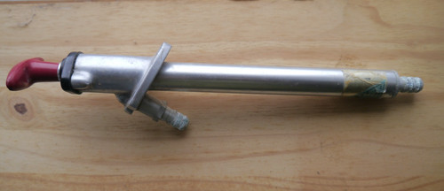 Vintage whale hand crank - crank, water