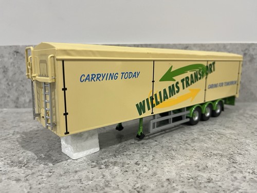 Corgi tri axle moving - corgi, tri-axle