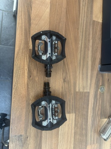 Boardman clipless pedals - clipless,