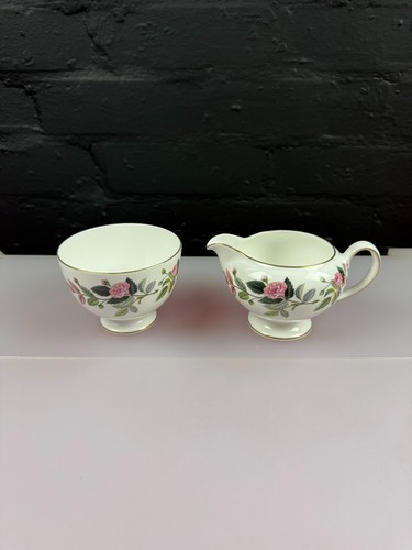 Wedgwood hathaway rose milk - hathaway,