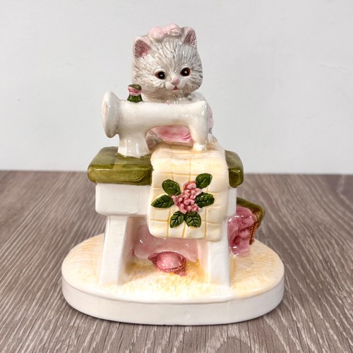 Cute vintage grey - grey, tabby