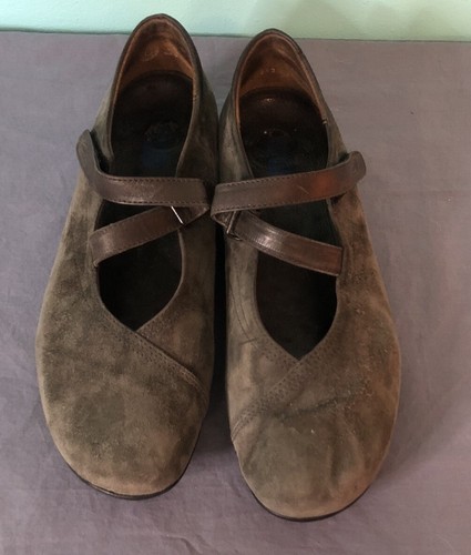 Wolky olive green suede - wolky,
