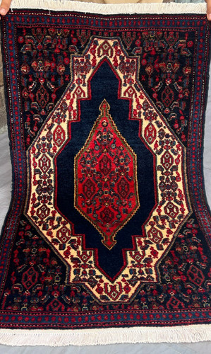 Stunning vintage oriental - stunning,