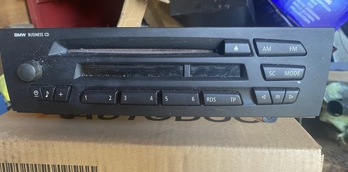 Bmw series radio player - 1,