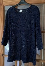 Kim &Co size L navy blue lace