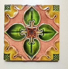 ANTIQUE MAJOLICA FLORAL ART