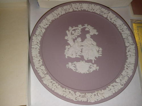 1982 wedgwood valentine plate - wedgwood,