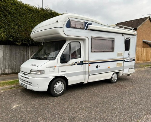 Berth camper vans motorhomes - camper,