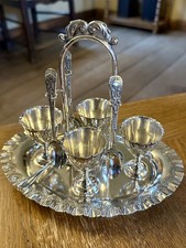 Walker & Hall Sheffield Silver Plated Egg Cup Cruet with spoons for Four People