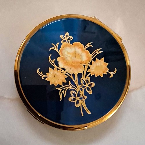 Vintage stratton round gold - vintage,