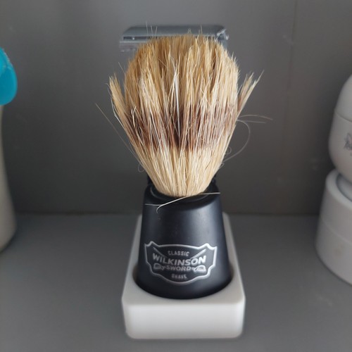 Safety razor stand - razor,