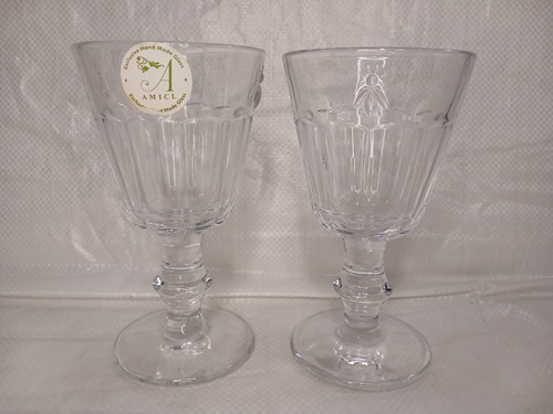 Amici embossed bee design - 2,