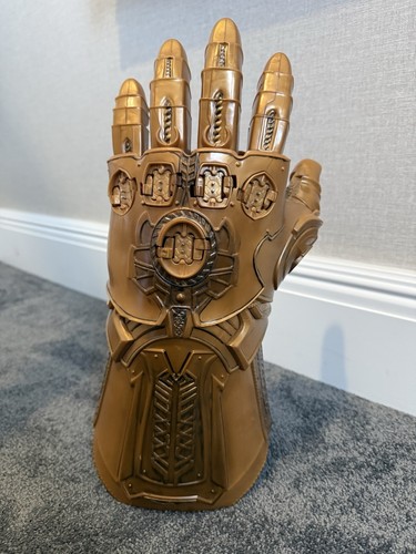 Disney parks marvel thanos - disney,