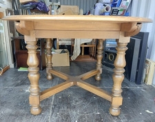 Lovely 1970s Ercol Light Elm Dining Table