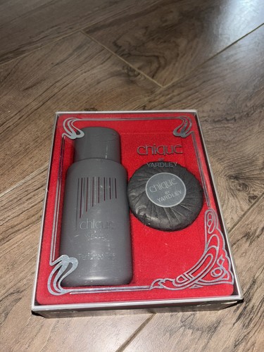 Chique talc set yardley - chique,