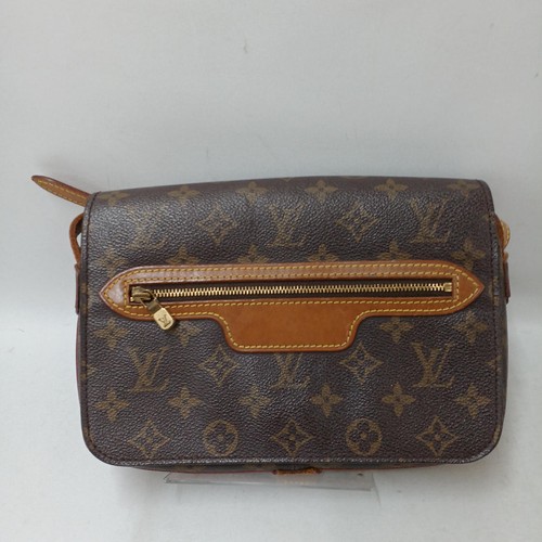 Louis vuitton monogram - louis, saint