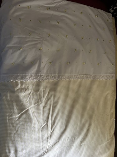 Double yellow white - double, &white