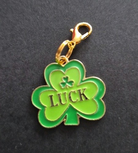 Shamrock four leaf clover - leaf,