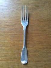 ANTIQUE SOLID SILVER FIDDLE