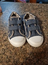 Walkright Boys Plimsolls Size