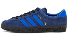 UK10/ EUR44 2/3- adidas