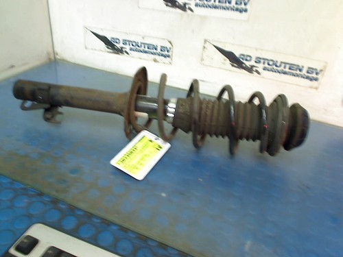 Strut left front toyota - strut,
