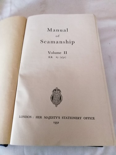 Manual seamanship volume - manual,