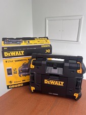 DEWALT TSTAK CONNECT Radio &