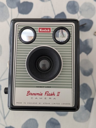 Kodak brownie flash camera - flash,