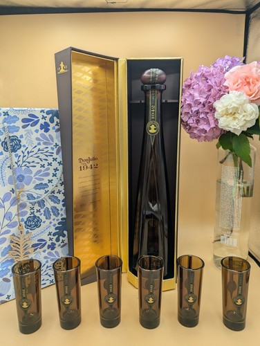 Don julio 1942 tequila bottle - julio,