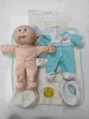 Coleco 1985 cabbage - patch, baby