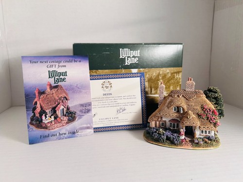 Lilliput lane cottage - lane,