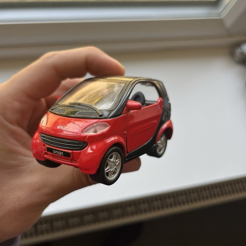 Maisto smart city coupe scale - maisto,