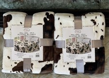 Lots Of 2 Thick Throw Blanket