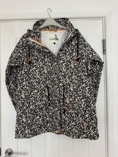 Animal Raincoat Daisy Print