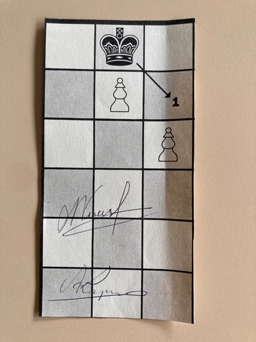 Autograph chess - autograph,