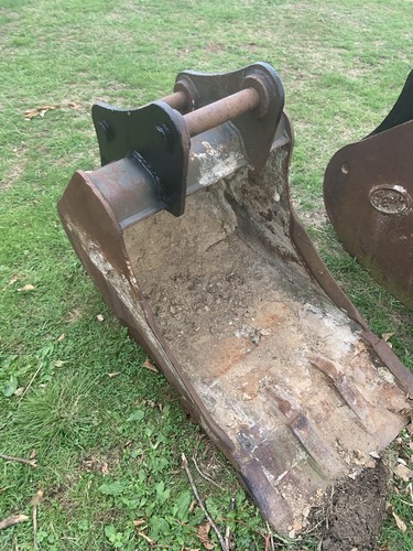 Jcb kubota hitachi 18 inch - ,