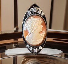 RARE Vintage Y2K  Amedeo/China  Cameo Knuckle Ring HTF GORGEOUS! Size 6.5